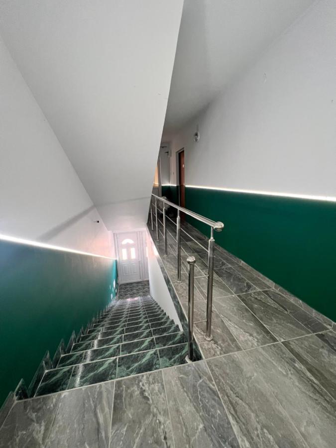 Hypnotic Villa Piteşti Extérieur photo