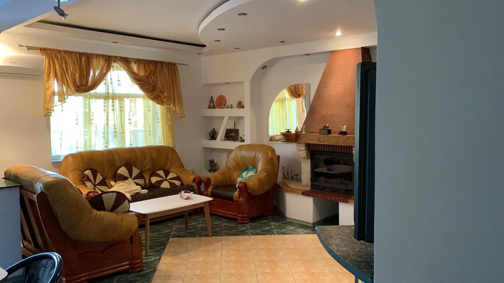 Hypnotic Villa Piteşti Extérieur photo